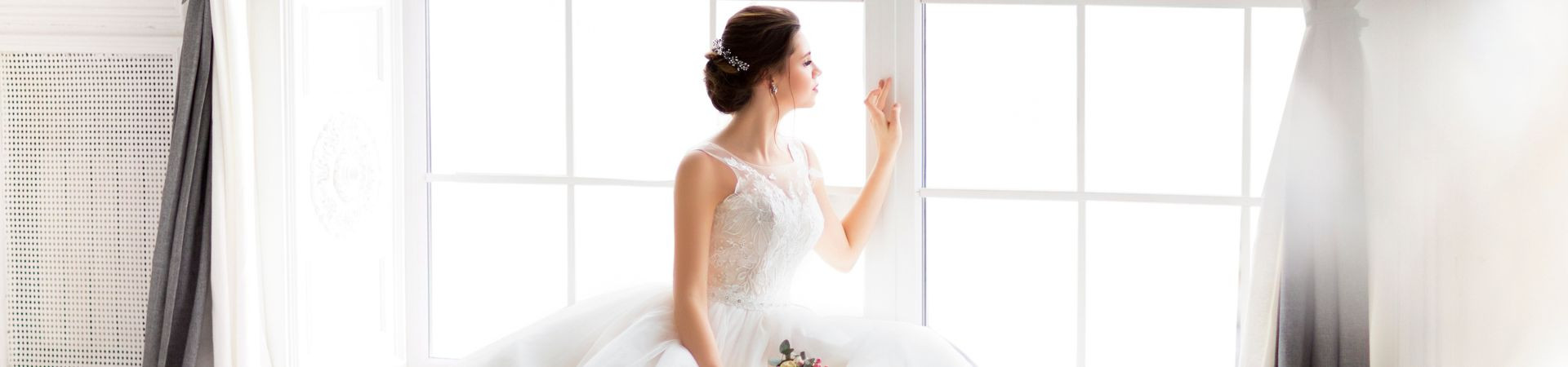Die Wahl der perfekten Hochzeitskleidung: Tipps und Trends